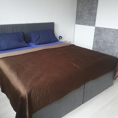 Messewohnung Dormagen Esterno foto