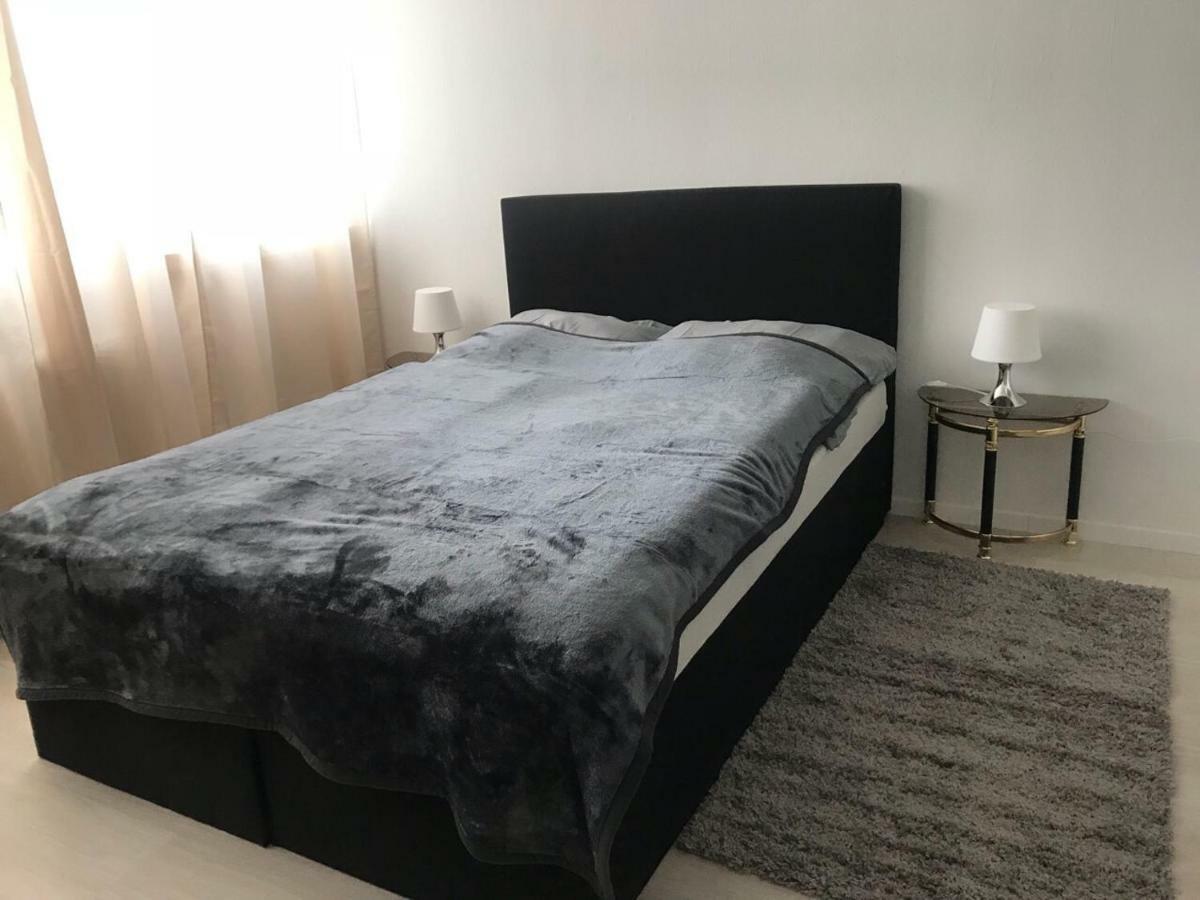 Messewohnung Dormagen Esterno foto